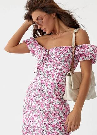 Неймовірна сукня