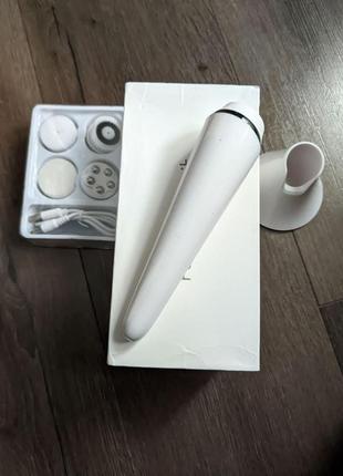 Щетка для лица электрическая fs5312kt13. для умывания, массажа, чистки.