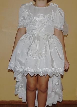Белое платье ангела со шлейфом 4-6 лет2 фото