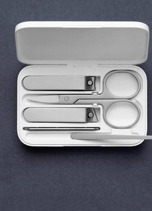 Маникюрный набор xiaomi в футляре 5 предметов xiaomi mijia nail clipper five piece set mjzjd002qw original1 фото