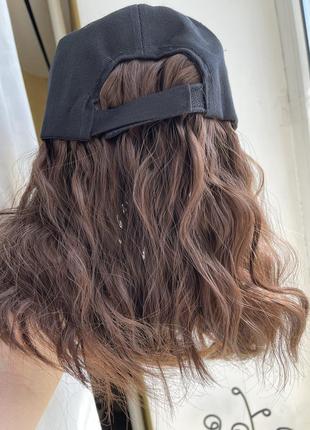 Кепка с волосами ,парик,шиньон