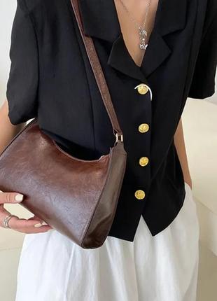 Класична сумочка багет (темно-коричнева)