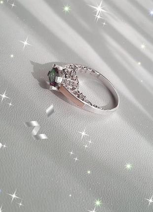 🫧 19 размер кольцо серебро с золотом фианит цвет мистик1 фото