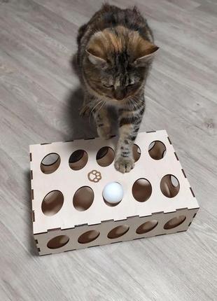 Деревянная интерактивная игрушка с мячом для кошек и котов4 фото
