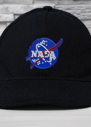 Бейсболка черная nasa