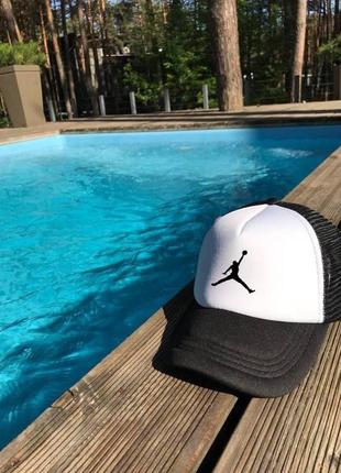 Спортивна бейсболка jordan