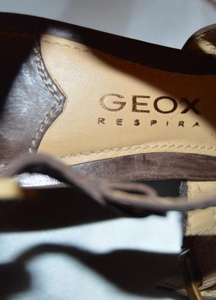 Босоніжки шкіряні geox розмір 37, босоніжки кожание розмір 375 фото