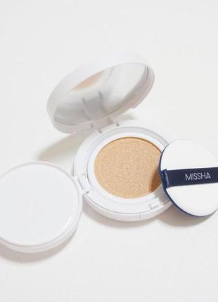 Увлажняющая тональная основа кушон - missha magic cushion moist up spf 50+ pa+++, №21, 15 г2 фото