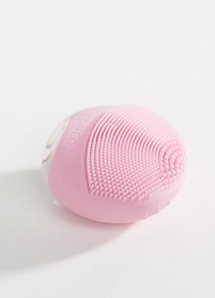 Електронна щітка для чищення обличчя foreo luna mini 2- масажер форео6 фото