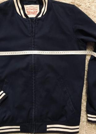 Бомбер, куртка,ветровка levi’s оригинал бренд размер m,l5 фото