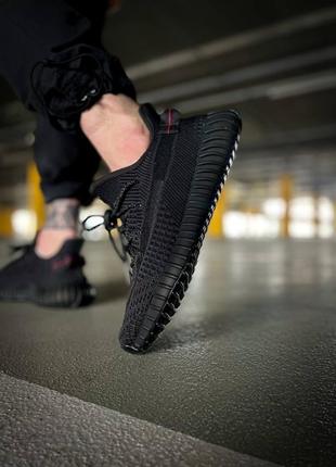 Adidas yeezy 350 v2 black reflective (реф шнурки)🔥10 фото