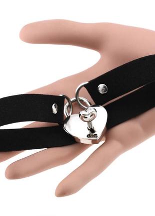 Замок вашего сердца: элегантный кожаный чокер с символом любви универсальный размер...