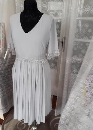 Платье фирмы heppi hally 12-14 размера