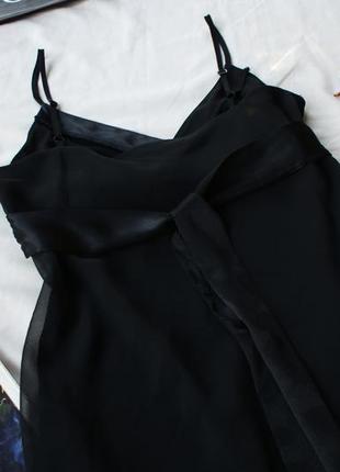 Актуальное черное платье на бретелях от new look6 фото