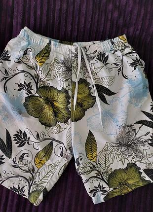Легкі літні шорти