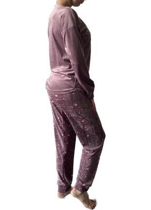 Мягкая плюшевая пижама с длинным рукавом сливового цвета с розовыми звездочками4 фото
