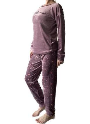Мягкая плюшевая пижама с длинным рукавом сливового цвета с розовыми звездочками3 фото