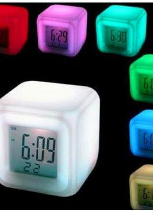 Светящиеся часы будильник термометр ночник хамелеон