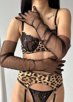Комплект женского нижнего белья леопардовый с поясом для чулков9 фото