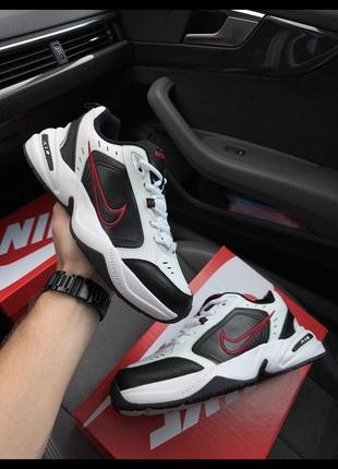 Nike air max monarch