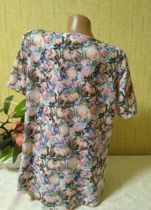 Красивая блуза в цветочный принт из вискозы2 фото
