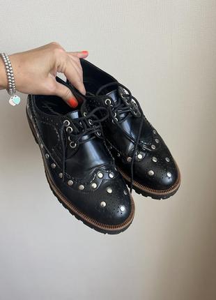 Брогі українського бренду artell shoes
