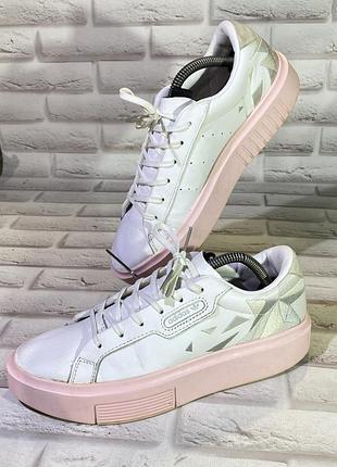 Кроссовки adidas