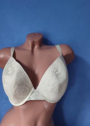 Бюстгальтер