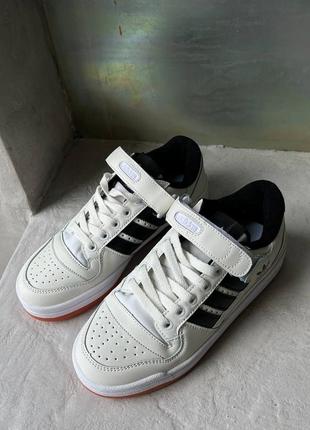 Мужские кроссовки adidas forum low white black