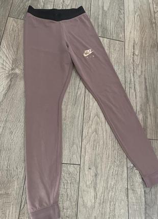 Спортивні лосіни