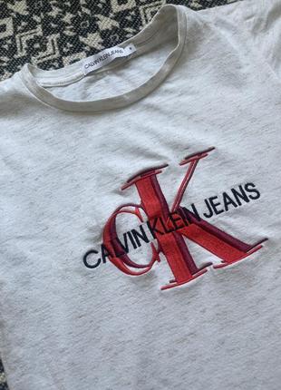 Футболка calvin klein на дівчинку 140р