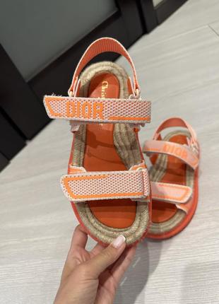 Сандалі dior