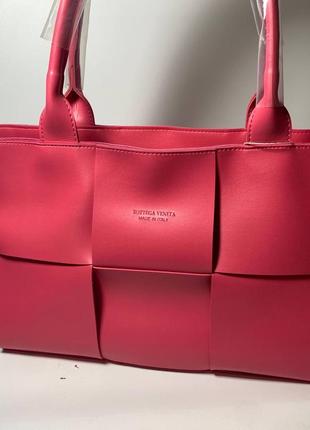 Большая розовая сумка шоппер с ручками bottega veneta4 фото