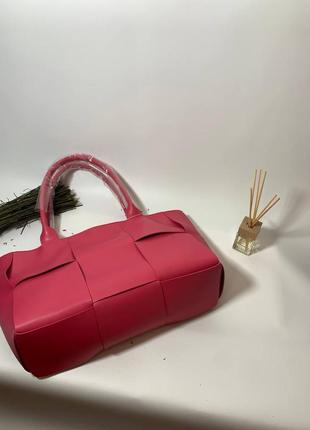 Большая розовая сумка шоппер с ручками bottega veneta7 фото