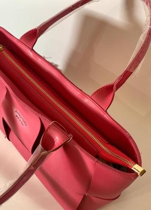 Большая розовая сумка шоппер с ручками bottega veneta5 фото