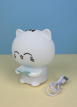 Детский силиконовый ночник светильник на аккумуляторе "котик с голубой книгой " белый