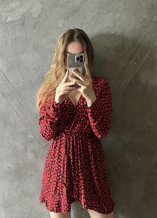 Красное леопардовое платье