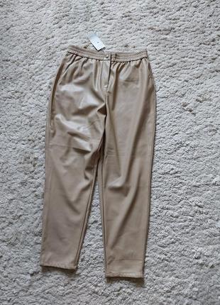 Кожаные брюки момы5 фото
