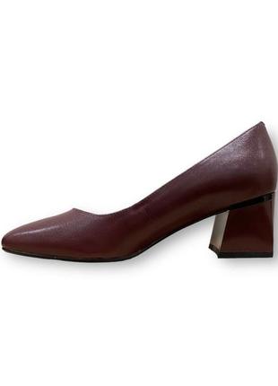 Женские классические кожаные туфли на устойчивом каблуке бордовые офисные лодочки1f2348-0117-c1179a molka 18192 фото