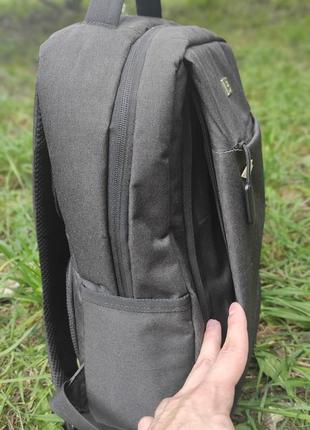 Базовый рюкзак черного цвета5 фото