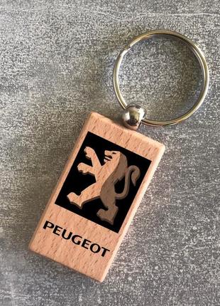 Дерев'яний брелок з логотипом peugeot (15010102011)