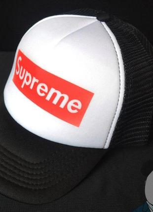 Кепка supreme