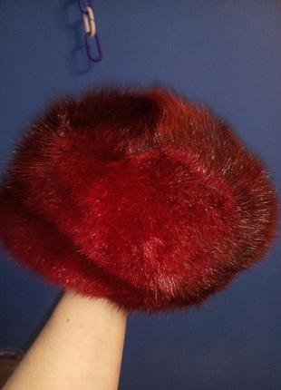 Шапка кепка красная из натурального меха2 фото