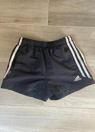 Літні шорти на хлопчика.