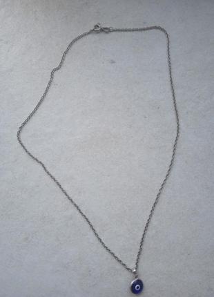 Серебряная цепочка с кулоном глаз