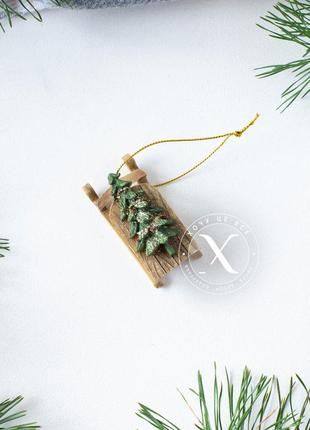 Підвісна фігурка новорічні санчата (ялинка)