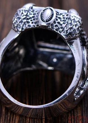 Мужское большое кольцо перстень сталь 316l  флер де лис когти дракона с красным цирконом 23 размер8 фото