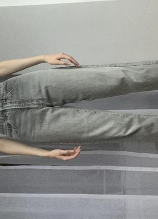 Серые джинсы мом высокая посадка3 фото
