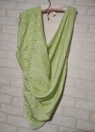 Платок с окантовкой из бисера от бренда milli görüs