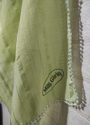 Платок с окантовкой из бисера от бренда milli görüs